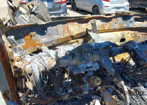 2023 Toyota Tundra Hybrid Limited z USA, uszkodzony, nr VIN 5TFJC5DB8PX037920